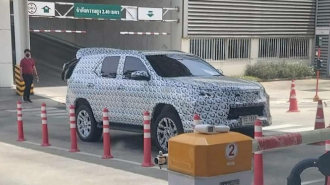 Toyota Fortuner GR-S versi buas