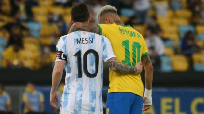 Messi dan Neymar. Foto: Goal.