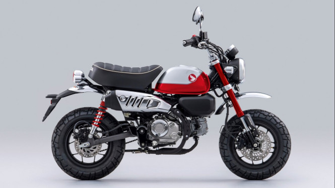 Honda Monkey pakai Baju baru