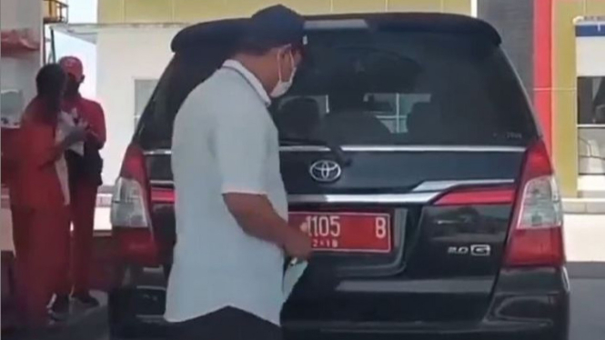 Viral Kijang Innova Ganti Pelat Nomor