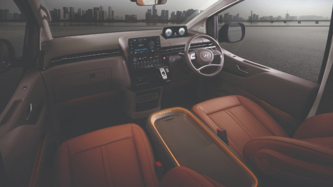 Hyundai Staria
