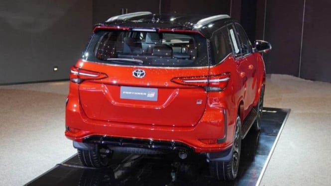 Fortuner GR Sport di Thailand, lebih keren dari RI