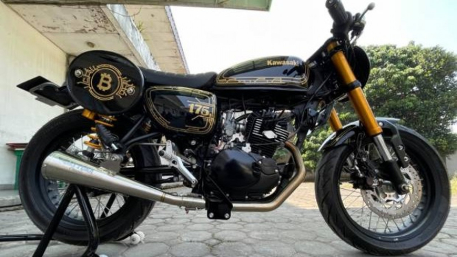 Kawasaki W175 Dirombak Bergaya Bitcoin. Foto: Antara.