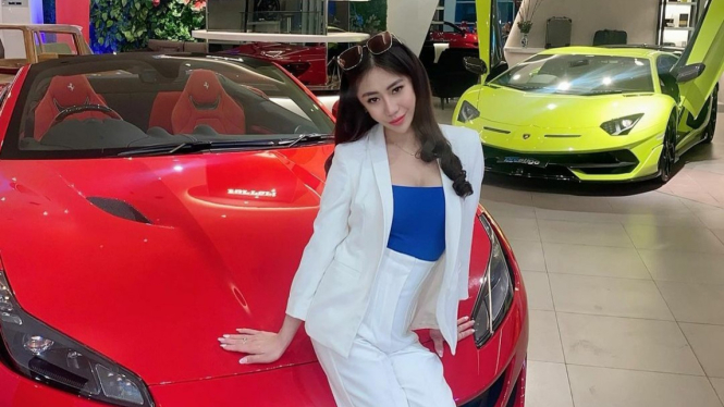 Sales Mobil