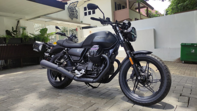 Moto Guzzi v7 Stone. Foto: Farhan/100KPJ.