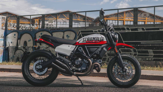 Ducati 800 Urban Motard