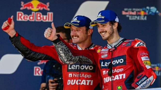 Francesco Bagnaia dan Jack Miller. Foto: GPone.