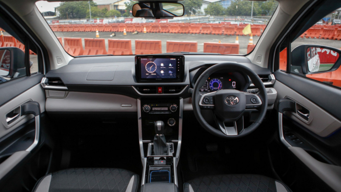Interior All New Veloz