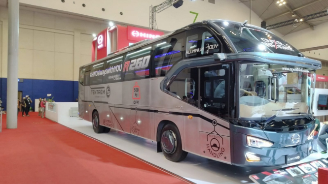 Hino R260 Avante Bodi Aluminium