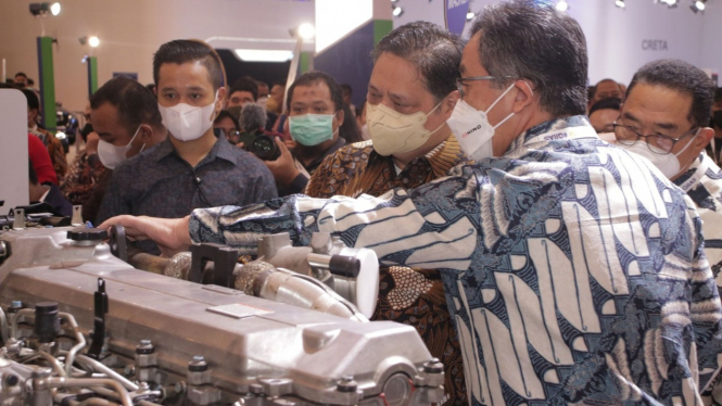 Hino mesin Euro 4