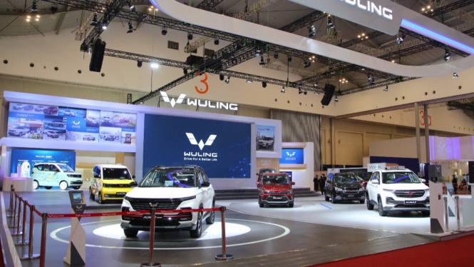 Mobil Wuling di GIIAS 2021