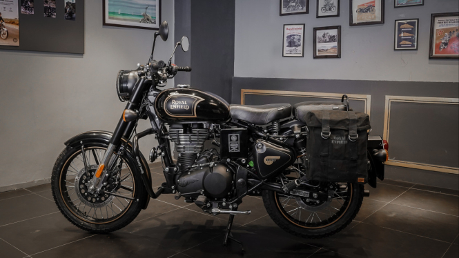 Royal Enfield Classic 500 Tribute Black Limited Edition