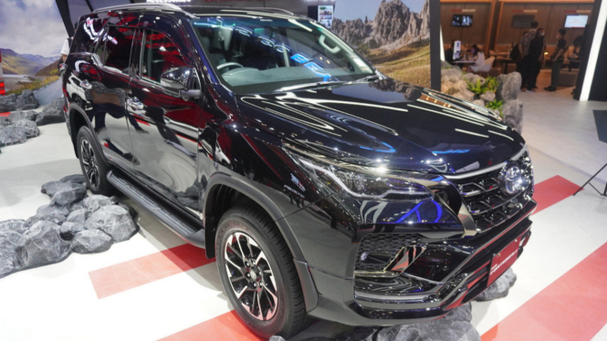 Toyota Fortuner di GIIAS 2021