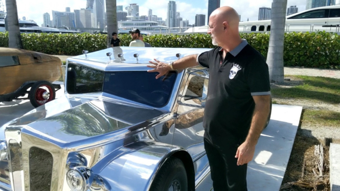 Mobil custom hasil buatan sendiri sang pemilik