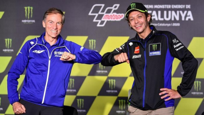 Valentino Rossi dan Lin Jarvis.
