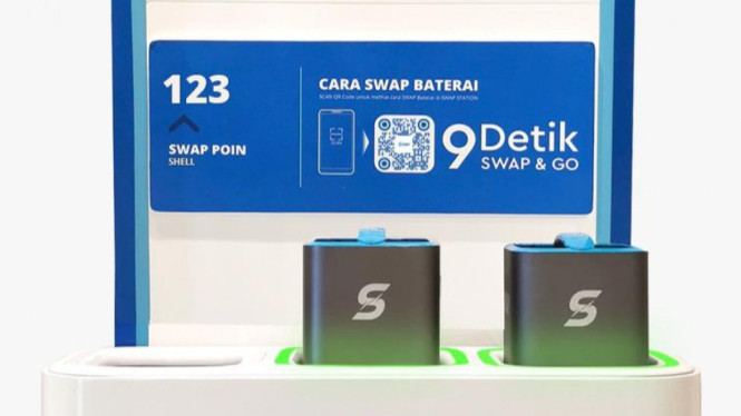 Tukar baterai motor listrik