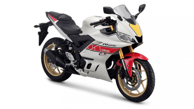 Yamaha R25 dengan livery spesial 60 tahun