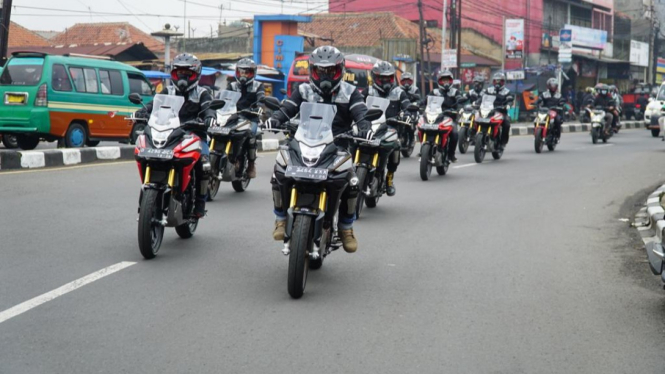 Test Ride Honda CB150X
