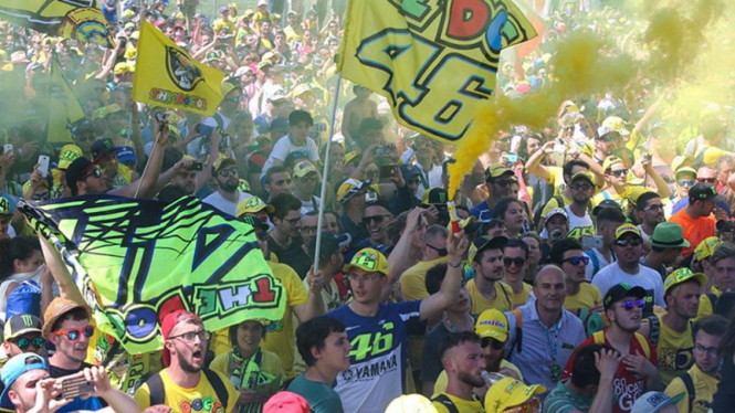 Pendukung Valentino Rossi.