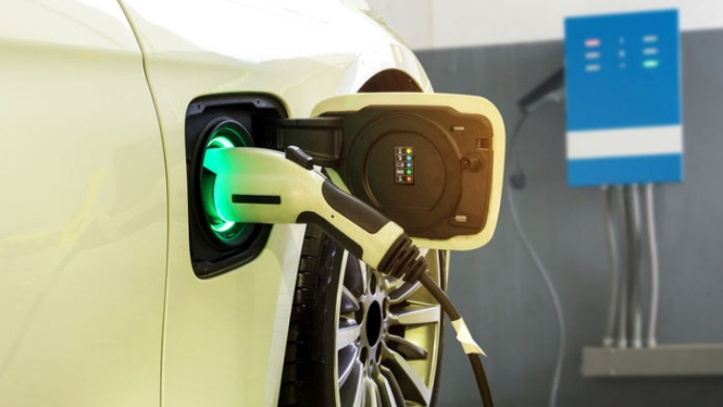Ilustrasi Mobil Listrik. Foto: The Verge.