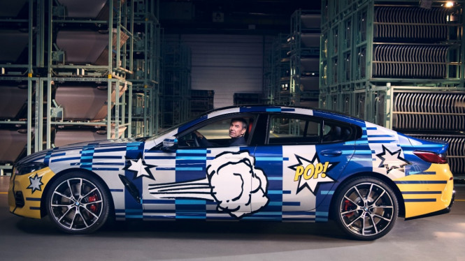 Mobil BMW The 8 x JEFF KOONS