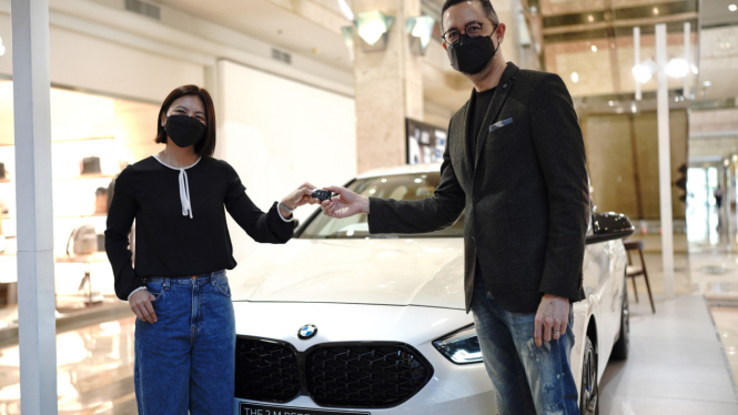 Greysia Polii dan BMW 218i Gran Coupé Sport M Performance Edition