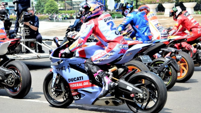 Parade Pembalap MotoGP