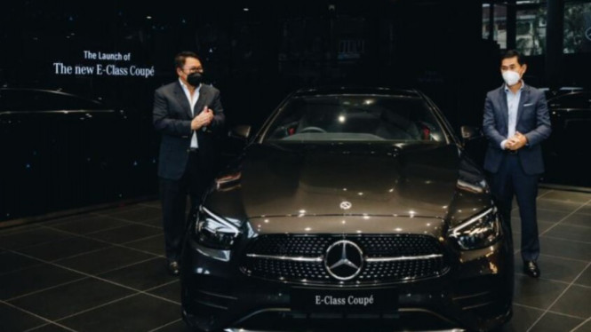 Mercedes-Benz E 200 Coupe AMG Line