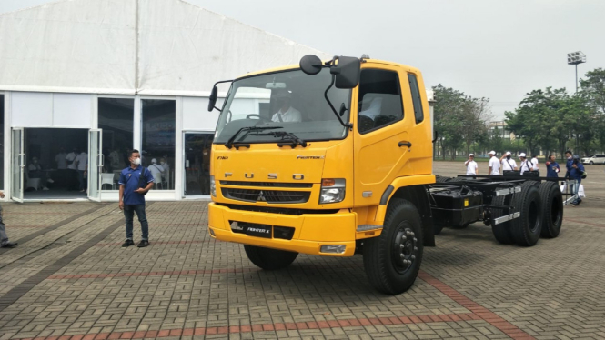 Mitsubishi Fuso Fighter X