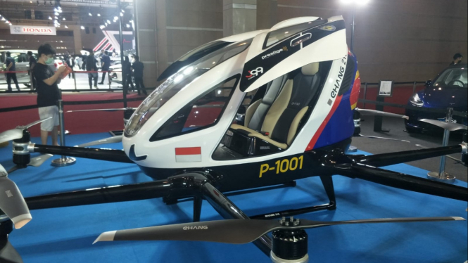 Taksi terbang eHang 216