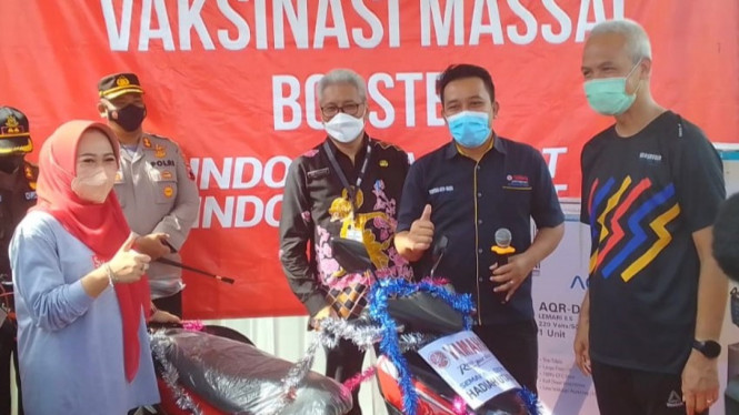 Gubernur Ganjar Pranowo kasih motor Yamaha Mio M3