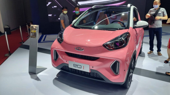 Mobil Chery EQ1