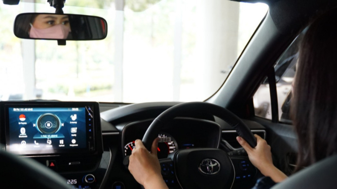 Tips mengendarai mobil saat berpuasa