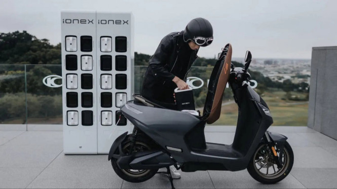 Skuter listrik Kymco