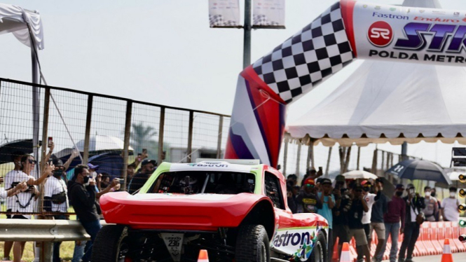 Fastron Enduro Street Race di Meikarta