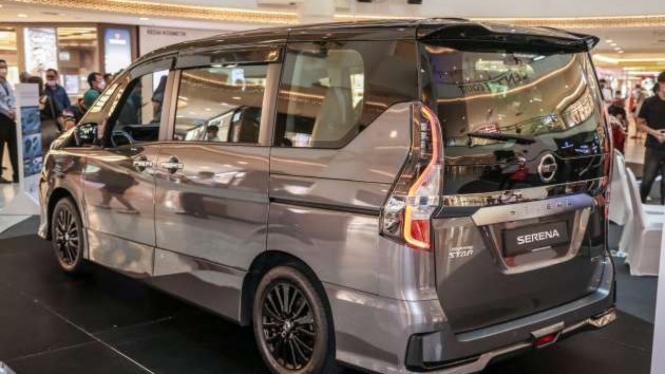 Nissan Serena S-Hybrid