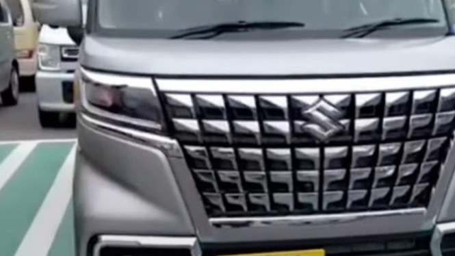 Wakil Gubernur Jawa Barat Kaget  Ada Mobil Suzuki mirip Alphard