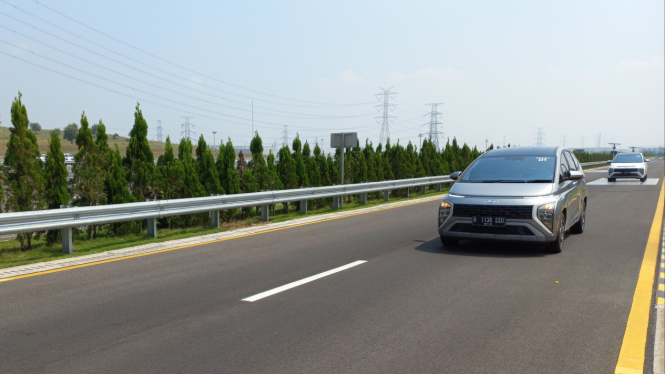 Hyundai Stargazer
