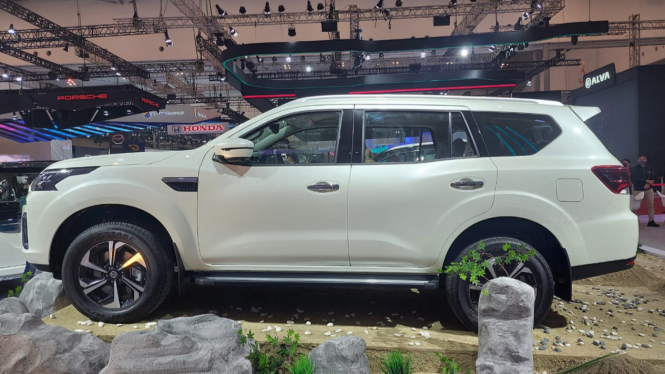 Nissan Terra