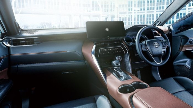 Interior Toyota Harrier baru