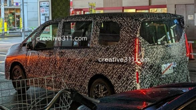 Nissan Serena baru siap hadir