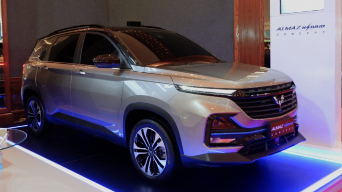 Wuling Almaz Hybrid hadir di IEMS 2022