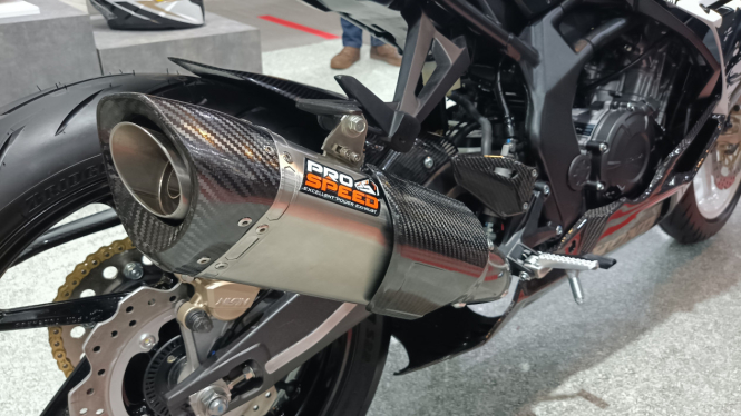 Modifikasi New Honda CBR250RR