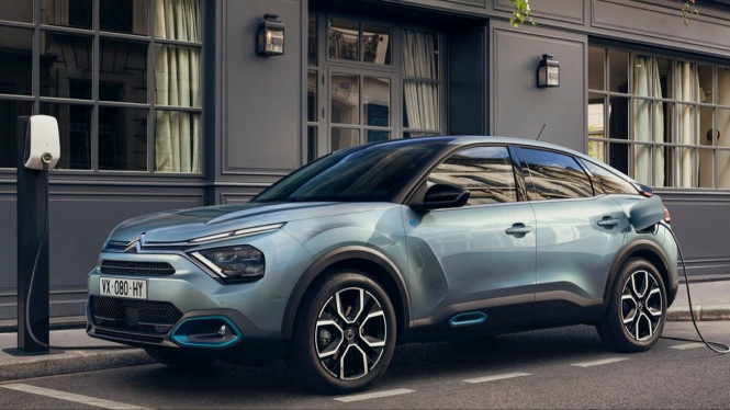 Mobil listrik Citroen e-C4