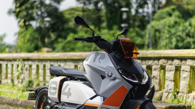 Motor Listrik BMW CE 04