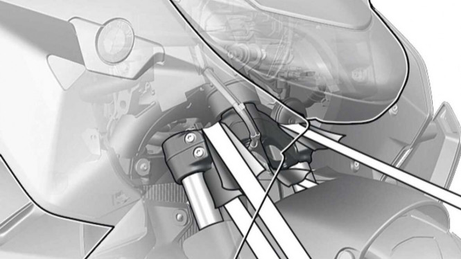 Masalah braket klakson pada BMW CE 04