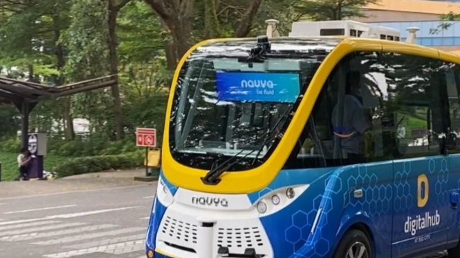 Mini bus listrik otonom di BSD