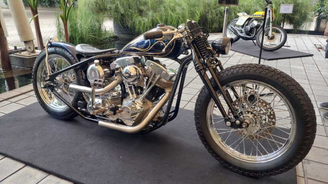 Motor modifikasi Garage Life