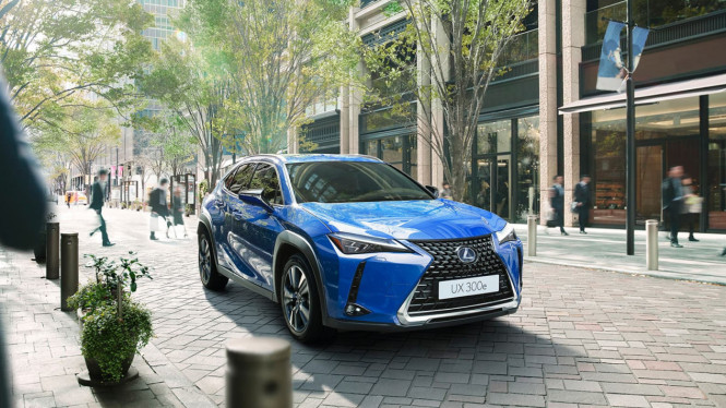 Lexus UX-300e