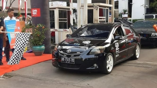 Komunitas mobil warna hitam pilih pengurus baru